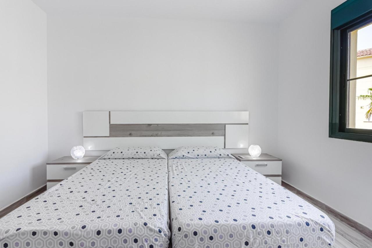 Cozy In El Duque By Altamarhomes Apartmán